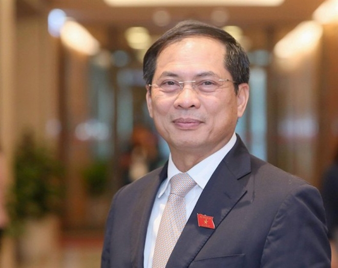 Bộ trưởng Bộ Ngoại giao Bùi Thanh Sơn. Bộ trưởng Bộ Ngoại giao Bùi Thanh Sơn.