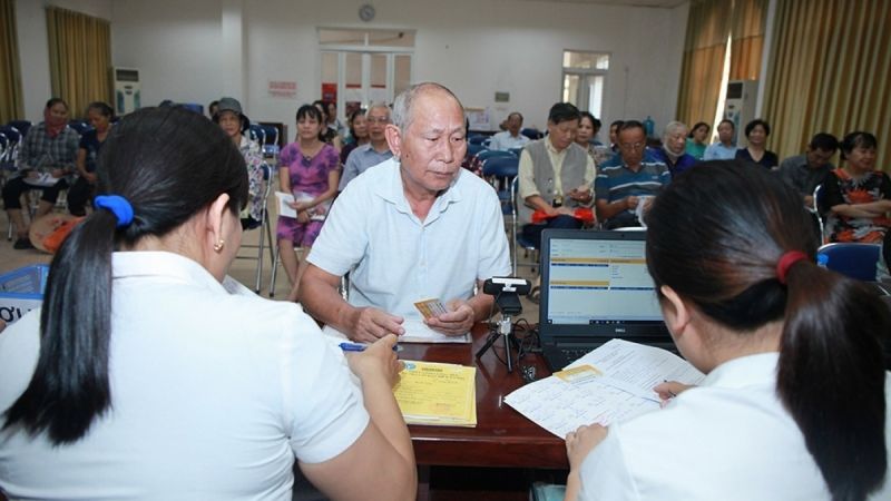 Nhiều người về hưu trước năm 1995 đang có mức lương hưu quá thấp. Nhiều người về hưu trước năm 1995 đang có mức lương hưu quá thấp.