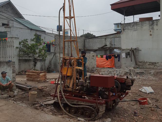Khoan thăm dò, xác định nguyên nhân sụt lún đất ở xã An Tiến (huyện Mỹ Đức). Khoan thăm dò, xác định nguyên nhân sụt lún đất ở xã An Tiến (huyện Mỹ Đức).