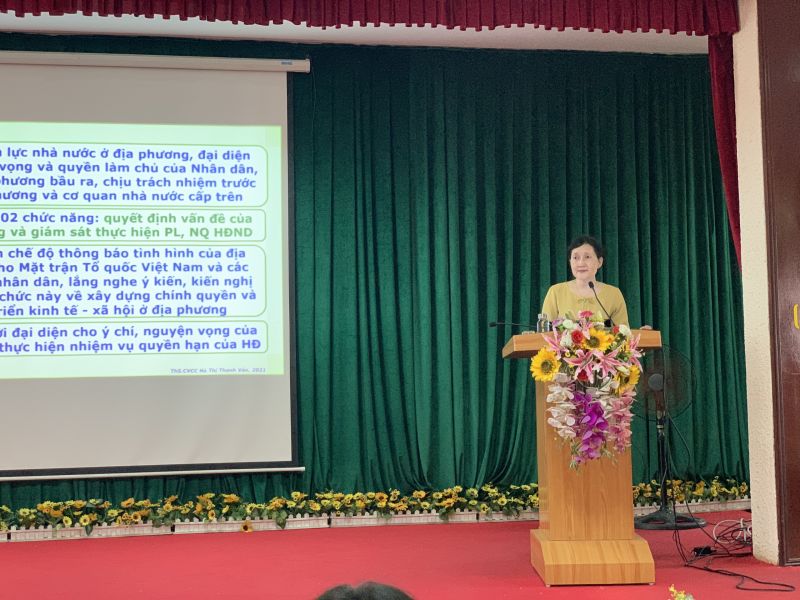 Bà Hà Thị Thanh Vân,