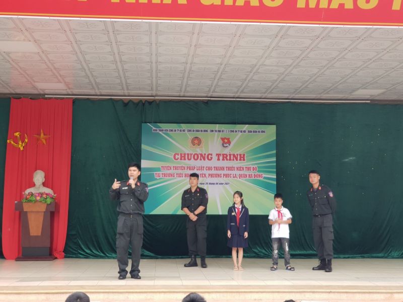 Các em học sinh được tham gia vào thực hành xử lý tình huống