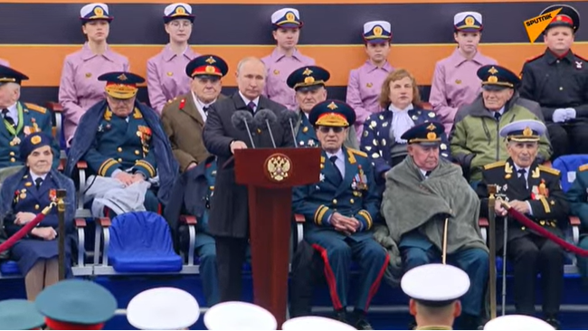 Tổng thống Putin phát biểu chào mừng.