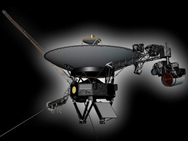 Tàu vũ trụ Voyager 1 của NASA, vật thể đầu tiên do con người tạo ra để phiêu lưu vào không gian giữa các vì sao. Tàu vũ trụ Voyager 1 của NASA, vật thể đầu tiên do con người tạo ra để phiêu lưu vào không gian giữa các vì sao.