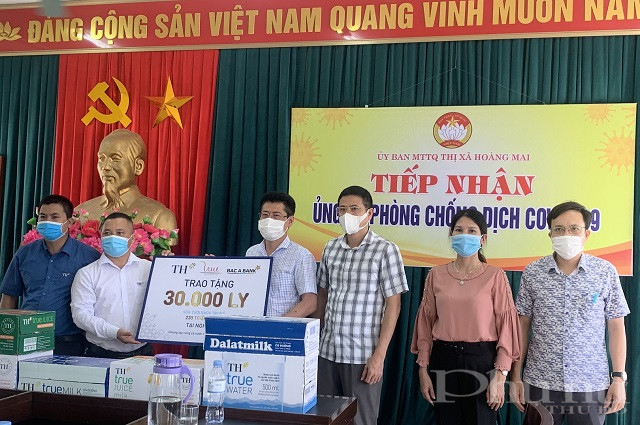 30.000 sản phẩm sữa và đồ uống tốt cho sức khỏe của TH sẽ được kịp thời chuyển đến lực lượng y tế và người cách ly tại thị xã Hoàng Mai, góp sức cùng cộng đồng vượt qua đại dịch.