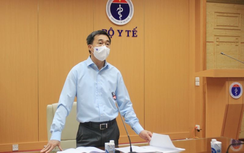 Trần Văn Thuấn - Thứ trưởng Bộ Y tế phát biểu tại cuộc họp. Trần Văn Thuấn - Thứ trưởng Bộ Y tế phát biểu tại cuộc họp.