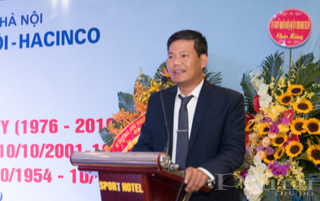 &Ocirc;ng Nguyễn Văn Thanh - nguy&ecirc;n B&iacute; thư Đảng ủy, Gi&aacute;m đốc C&ocirc;ng ty Đầu tư v&agrave; X&acirc;y dựng số 2 H&agrave; Nội vừa bị Th&agrave;nh ủy H&agrave; Nội y&ecirc;u cầu đ&igrave;nh chỉ sinh hoạt cấp ủy.