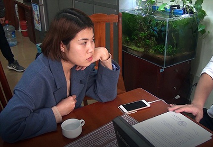 Đối tượng Lại Thị Phương làm việc với cơ quan công an Đối tượng Lại Thị Phương làm việc với cơ quan công an