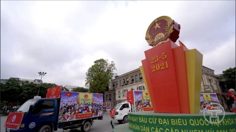 Ca kh&uacute;c được tuy&ecirc;n truyền tr&ecirc;n c&aacute;c đo&agrave;n xe lưu động