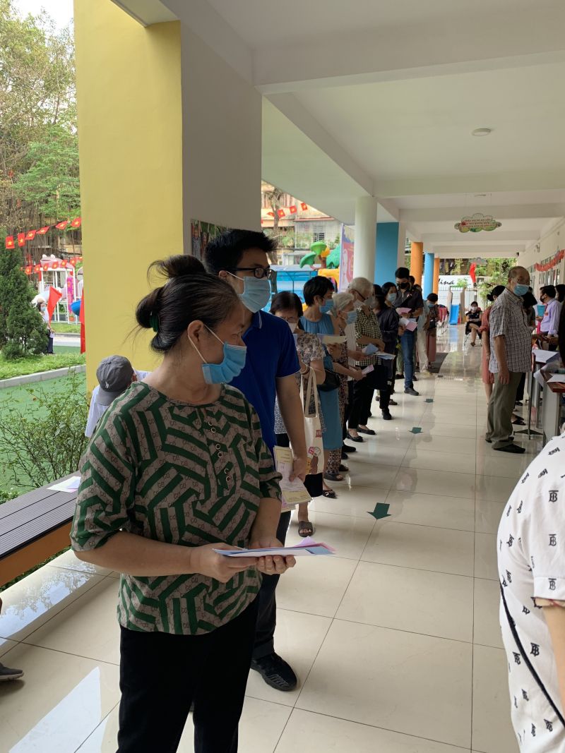 Chủ tịch HĐND TP Hà Nội Nguyễn Ngọc Tuấn bầu cử tại phường Trung Tự - ảnh 5