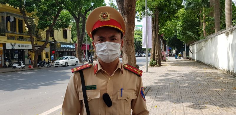 Đại &uacute;y Đặng Văn Trường, C&aacute;n bộ Đội Cảnh s&aacute;t giao th&ocirc;ng đường bộ số 1