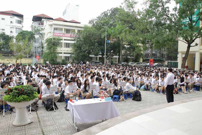 Gia đình có trách nhiệm giáo dục thành viên, thân nhân về tác hại của ma túy và thực hiện quy định của pháp luật về phòng, chống ma túy Gia đình có trách nhiệm giáo dục thành viên, thân nhân về tác hại của ma túy và thực hiện quy định của pháp luật về phòng, chống ma túy