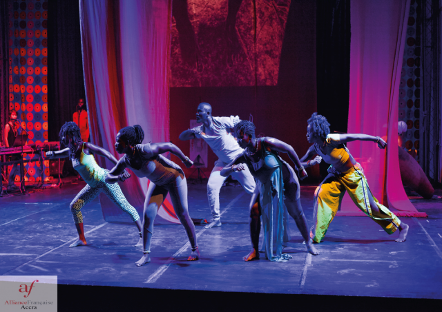 Một tiết mục đặc sắc trong buổi diễn.