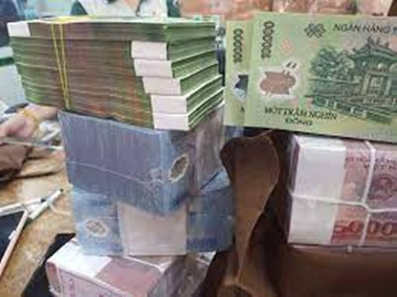 Tiền tiết kiệm cho mình hay cho con? - ảnh 1