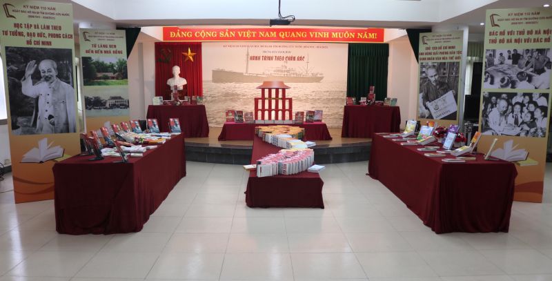 Triển lãm tại Thư viện Hà Nội Triển lãm tại Thư viện Hà Nội