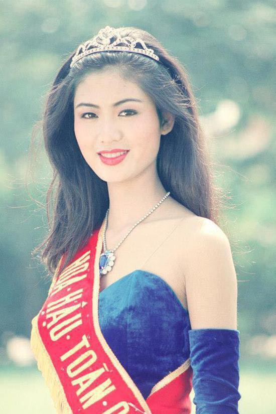 Hoa hậu Thu Thuỷ đăng quang Hoa hậu Việt Nam khi vừa tròn 18 tuổi Hoa hậu Thu Thuỷ đăng quang Hoa hậu Việt Nam khi vừa tròn 18 tuổi