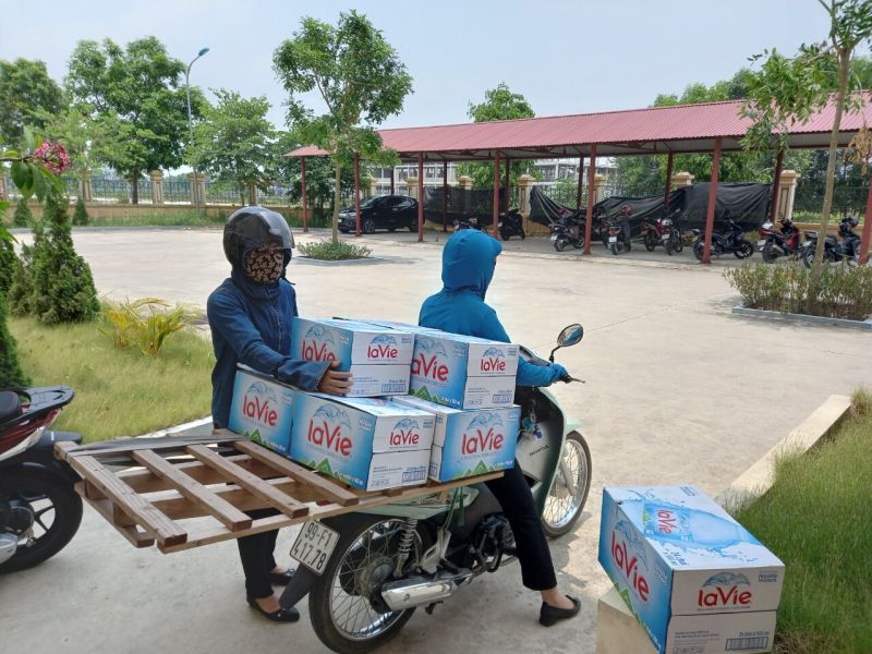 Những chuyến xe yêu thương cứ nối dài, thể hiện tinh thần tương thân tương ái, và sự nhiệt huyết, đi đầu trong các hoạt động cộng đồng của cán bộ, hội viên phụ nữ