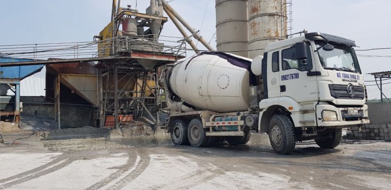 Khu vực trạm trộn bê tông không phép ngang nhiên hoạt động