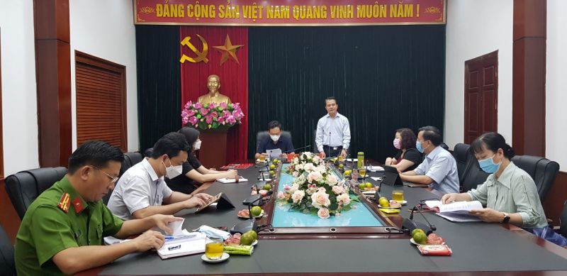 Đoàn công tác Thành ủy làm việc tại Huyện ủy Gia Lâm