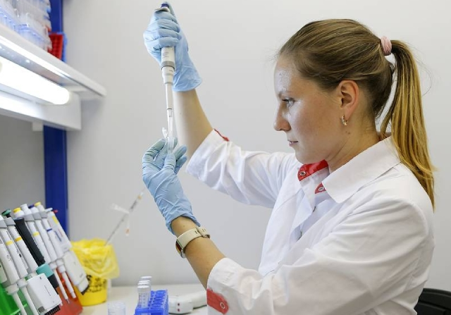 Sẽ có vaccine phòng COVID-19 dạng xịt mũi dành cho trẻ em - ảnh 1