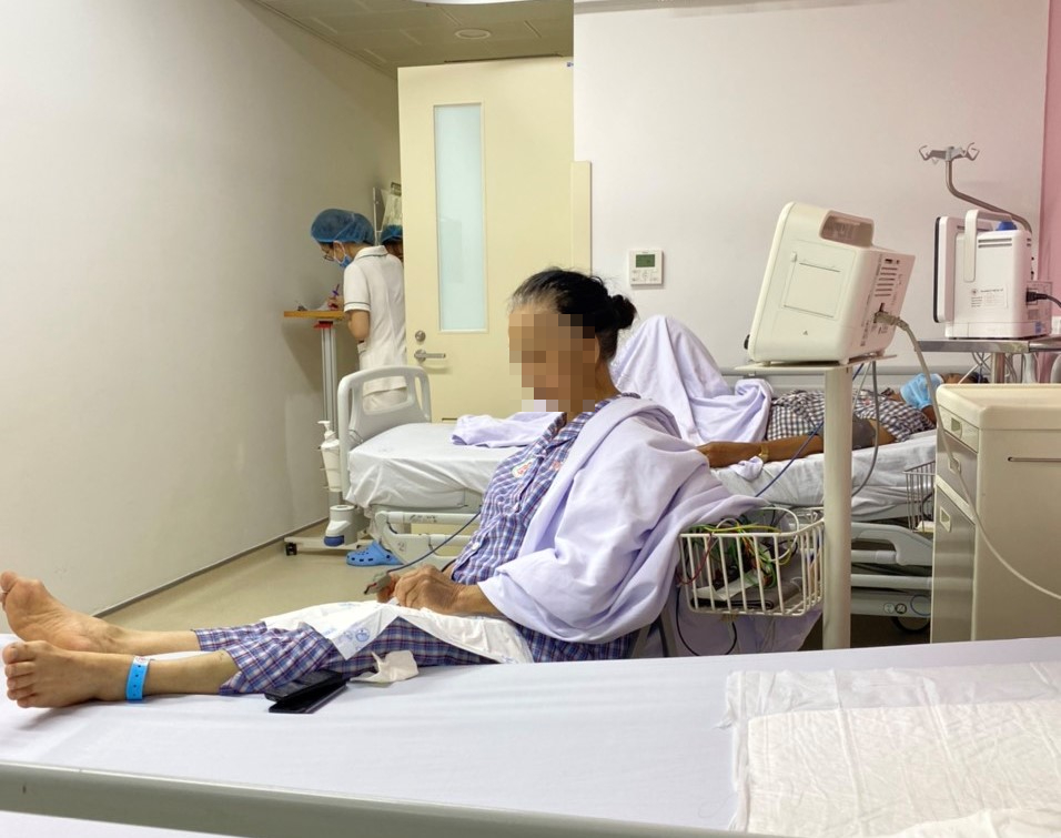 Bệnh nhân S trong thời gian điều trị tại Bệnh viện Trung ương Quân đội 108 Bệnh nhân S trong thời gian điều trị tại Bệnh viện Trung ương Quân đội 108