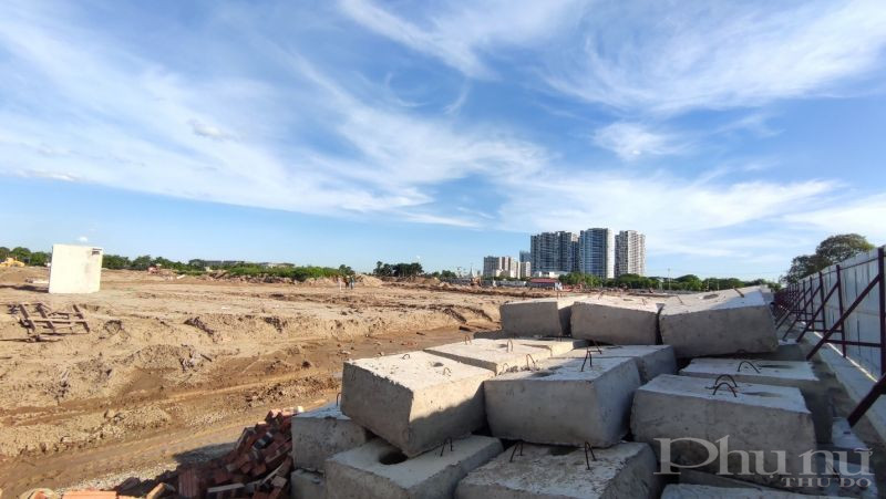 Người dân bị thu hồi đất và đền bù với giá chưa đến 1 triệu đồng/sào. Giờ đây, đất tăng giá gấp nhiều lần Người dân bị thu hồi đất và đền bù với giá chưa đến 1 triệu đồng/sào. Giờ đây, đất tăng giá gấp nhiều lần