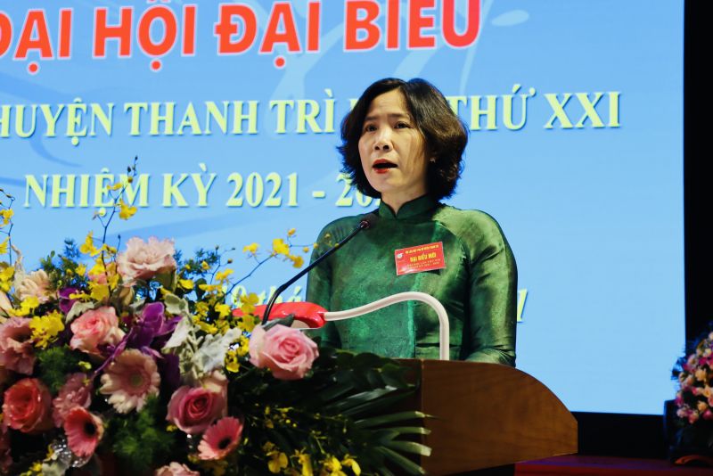 Đồng chí Lê Kim Anh, UV Đoàn Chủ tịch Hội LHPN Việt Nam, Thành uỷ viên, Chủ tịch Hội LHPN TP Hà Nội đánh giá cao phong trào phụ nữ của Hội LHPN huyện Thanh Trì nhiệm kỳ 2026-2021