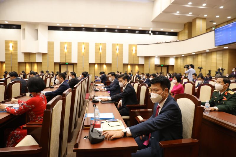 HĐND thành phố Hà Nội thông qua chế độ hỗ trợ phòng chống dịch Covid-19 - ảnh 2