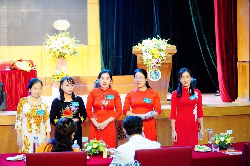 BCH Hội LHPN phường Láng Thượng khóa XIII ra mắt