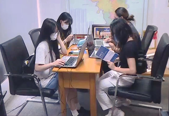 Ảnh: Một buổi tham vấn tâm lý của CLB BlueBlue (NVCC)