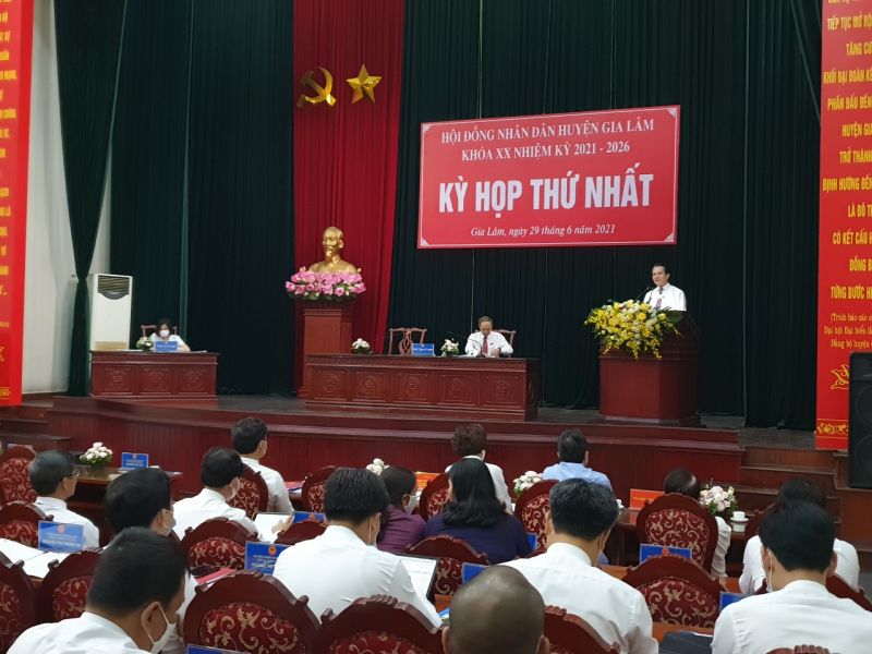 Quang cảnh kỳ họp thứ Nhất, HĐND huyện Gia Lâm nhiệm kỳ 2021-2026