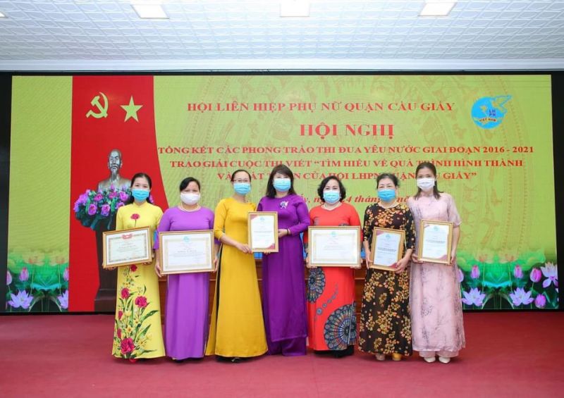 Hội LHPN quận Cầu Giấy tổng kết phong tr&agrave;o thi đua y&ecirc;u nước giai đoạn 2016 &ndash; 2021 v&agrave; trao giải cuộc thi &ldquo;T&igrave;m hiểu qu&aacute; tr&igrave;nh h&igrave;nh th&agrave;nh v&agrave; ph&aacute;t triển của Hội LHPN quận Cầu Giấy