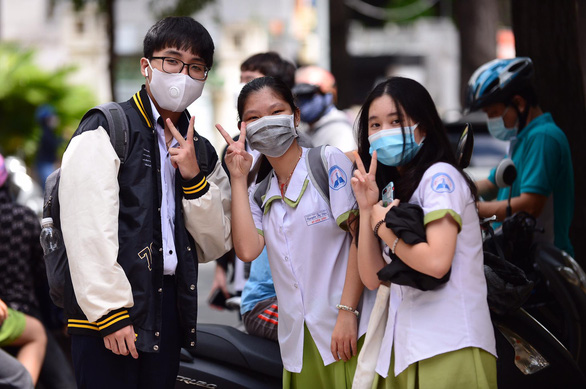 Các thí sinh tự tin bước vào kỳ thi tốt nghiệp THPT năm 2021 cùng quyết tâm của ngành GD-ĐT phải tổ chức kỳ thi an toàn