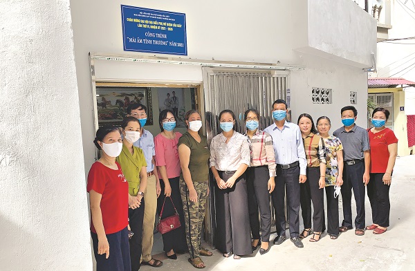 Căn nhà chị Nguyễn Thị Thuỷ, phường Mai Dịch được “khoác” lên chiếc áo mới