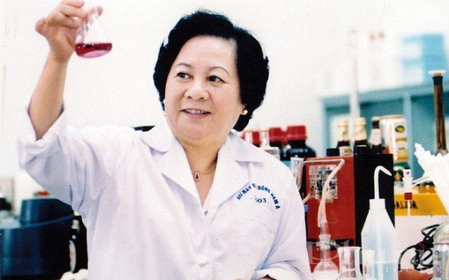 Nhà khoa học Nguyễn Thị Anh Nhân say mê đưa tiến bộ khoa học vào ứng dụng thực tiễn và sản xuất. Nhà khoa học Nguyễn Thị Anh Nhân say mê đưa tiến bộ khoa học vào ứng dụng thực tiễn và sản xuất.