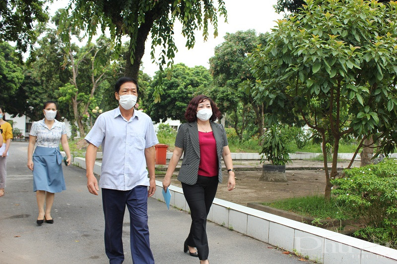 Để đảm sức khỏe cho người có công đang được nuôi dưỡng và điều dưỡng tại các Trung tâm, công tác khử khuẩn toàn Trung tâm được Đội phản ứng nhanh triển khai kịp thời đảm bảo an toàn phòng dịch