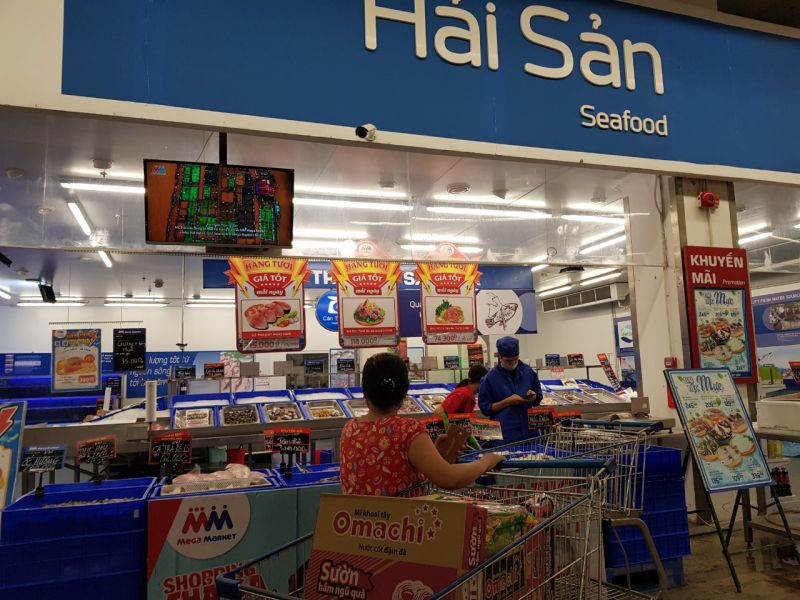 Hàng hóa tại các siêu thị vẫn rất dồi dào Hàng hóa tại các siêu thị vẫn rất dồi dào