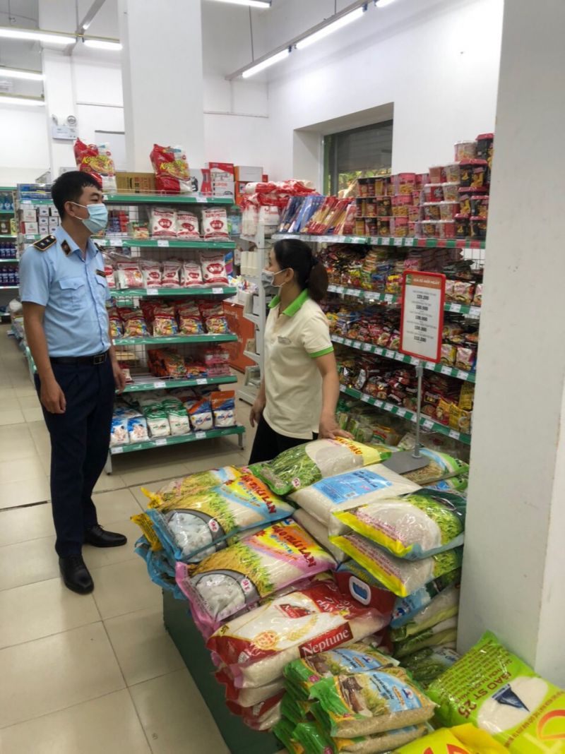 Kiểm tra hàng hóa Kiểm tra hàng hóa