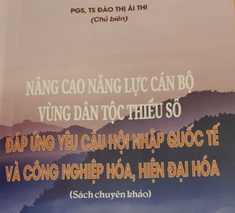 Một cuốn sách chuyên khảo có sự tham gia của bà Đào T hị H.T Một cuốn sách chuyên khảo có sự tham gia của bà Đào T hị H.T