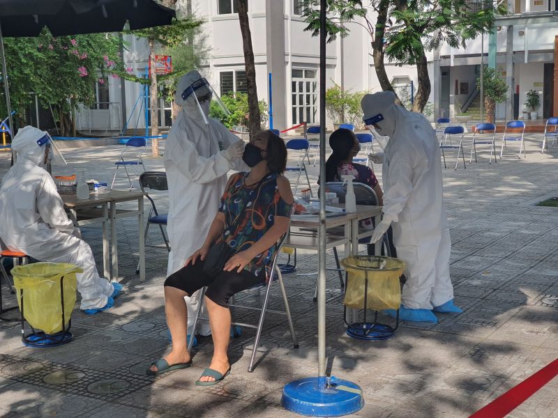 Quận Hai Bà Trưng xét nghiệm diện rộng từ sáng 31/7 - ảnh 6