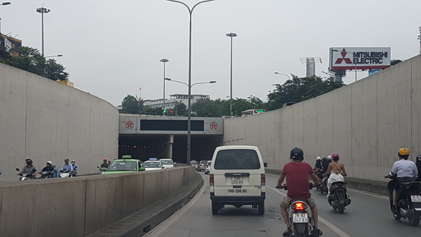 Trong tháng 8, hầm Kim Liên sẽ được tu sửa lại. Trong tháng 8, hầm Kim Liên sẽ được tu sửa lại.