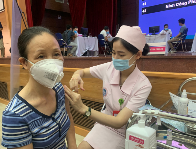 Dự kiến ngày 8/8 sẽ tổ chức khởi động chương trình thử nghiệm lâm sàng vaccine ARCT-154 phòng COVID-19 tại Trường Đại học Y Hà Nội - Ảnh: VGP/Hiền Minh Dự kiến ngày 8/8 sẽ tổ chức khởi động chương trình thử nghiệm lâm sàng vaccine ARCT-154 phòng COVID-19 tại Trường Đại học Y Hà Nội - Ảnh: VGP/Hiền Minh