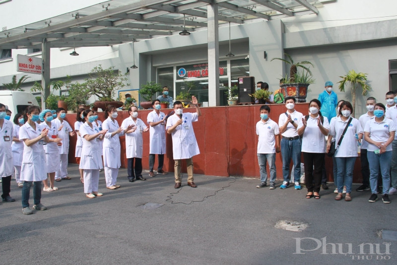 Đoàn công tác của BV Hữu Nghị lên đường chi viện cho TP Hồ Chí Minh. Đoàn công tác của BV Hữu Nghị lên đường chi viện cho TP Hồ Chí Minh.