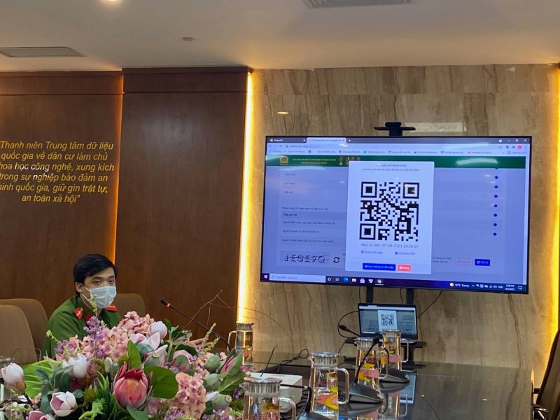 Cục Cảnh sát quản lý hành chính về trật tự xã hội (C06, Bộ Công an) đã tổ chức buổi ra mắt hệ thống kê khai Covid. Cục Cảnh sát quản lý hành chính về trật tự xã hội (C06, Bộ Công an) đã tổ chức buổi ra mắt hệ thống kê khai Covid.