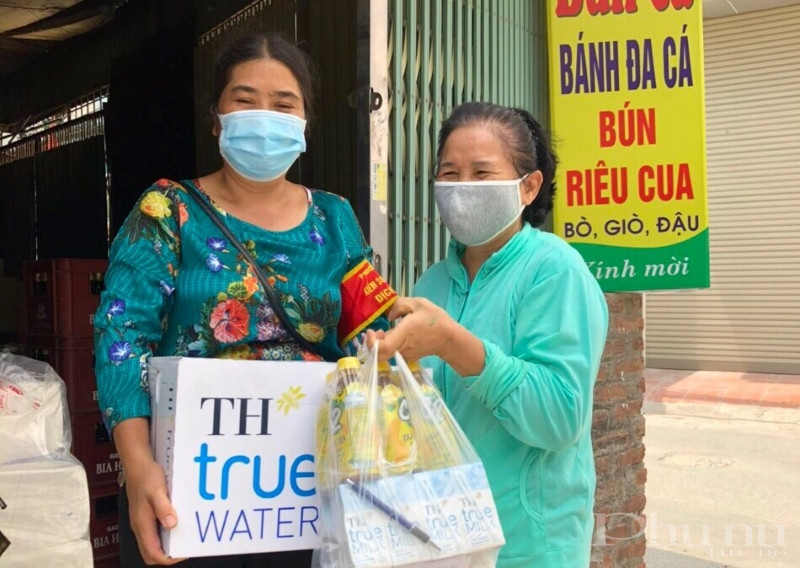 Hội LHPN quận Hoàng Mai với chương trình "Rau sạch 0 đồng - Ai cần cứ lấy, mỗi người 1 bó" - ảnh 8