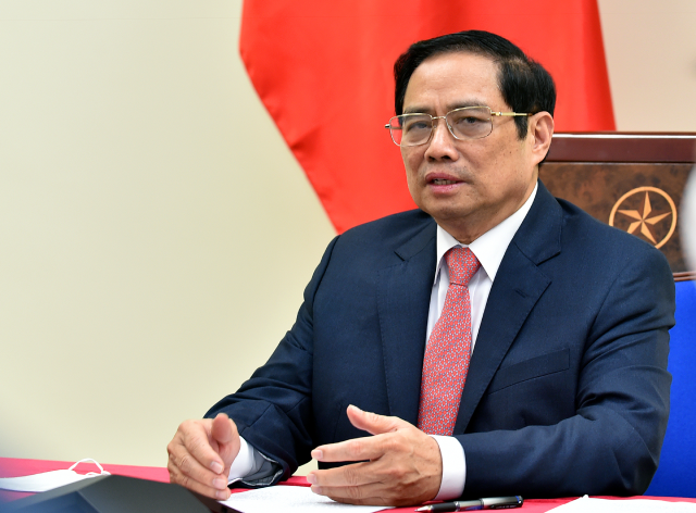 Thủ tướng Phạm Minh Chính đề nghị Chính phủ Czech ưu tiên nhượng lại cho Việt Nam số vaccine chưa sử dụng của Czech , giúp Việt Nam tiếp cận các nguồn cung vaccine khác nhiều nhất, sớm nhất có thể; cũng như hỗ trợ các trang thiết bị, vật tư y tế.