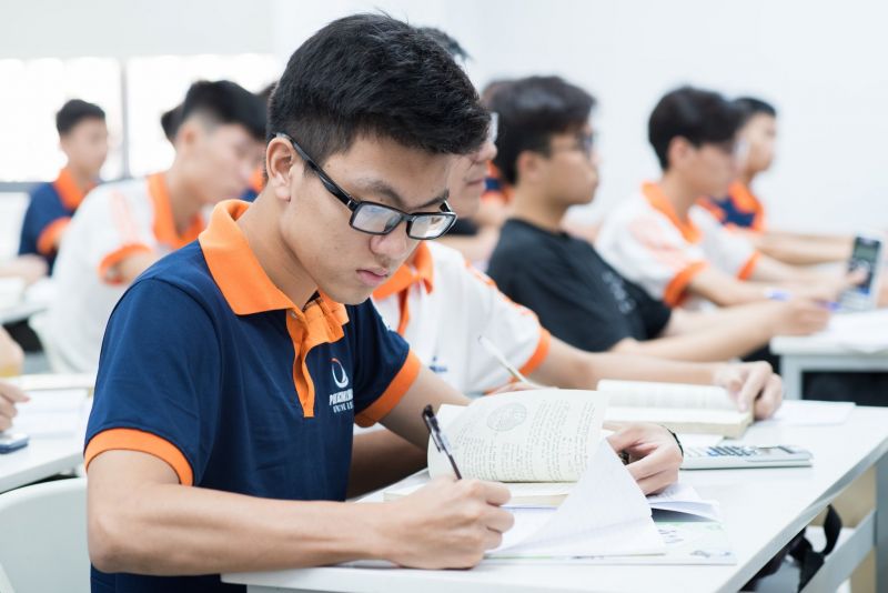 Trường đại học Phenikaa hỗ trợ 20% học phí để chia sẻ khó khăn do dịch Covid-19 với các tân sinh viên Trường đại học Phenikaa hỗ trợ 20% học phí để chia sẻ khó khăn do dịch Covid-19 với các tân sinh viên