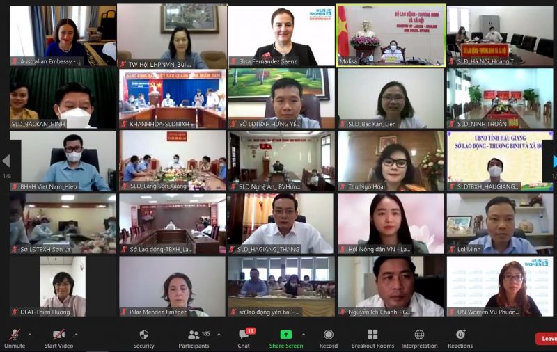 Hội nghị được thực hiện bằng hình thức trực tuyến Hội nghị được thực hiện bằng hình thức trực tuyến