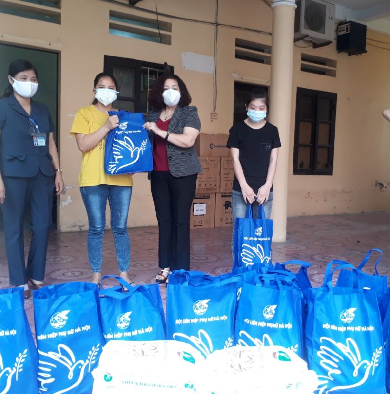 Vơi bớt khó khăn hỗ trợ phụ nữ nghèo bị mắc 