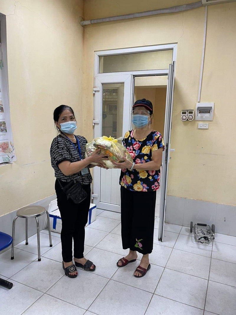 Hội LHPN quận Đống Đa: Triển khai chương trình "Gian hàng 0 đồng" với 1.000 phần quà hỗ trợ người dân trong mùa đại dịch - ảnh 5
