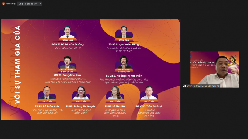 Các đại biểu tham dự hội thảo trực tuyến về bệnh ung thư vú.